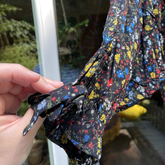 Doen Floral Blouse - Picture 5 of 9